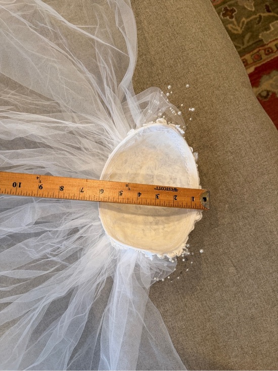 Vintage White Bridal Veil Hair Accessory main image 10